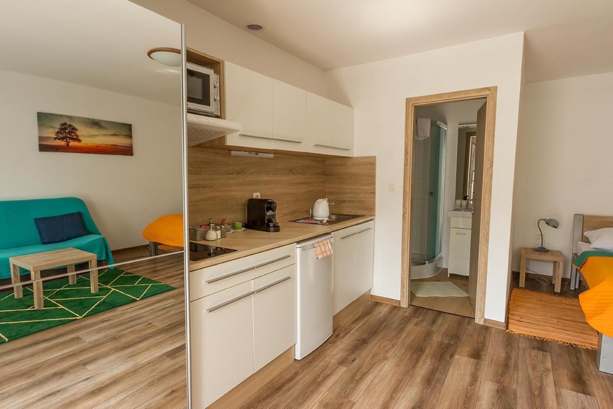 Apartmany Tereza & Free Parking Bratislava Eksteriør bilde